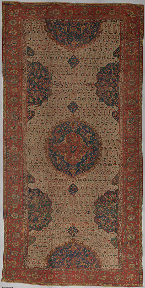 Ushak Medallion Carpet on White Ground, Wool (warp, weft and pile); symmetrically knotted pile